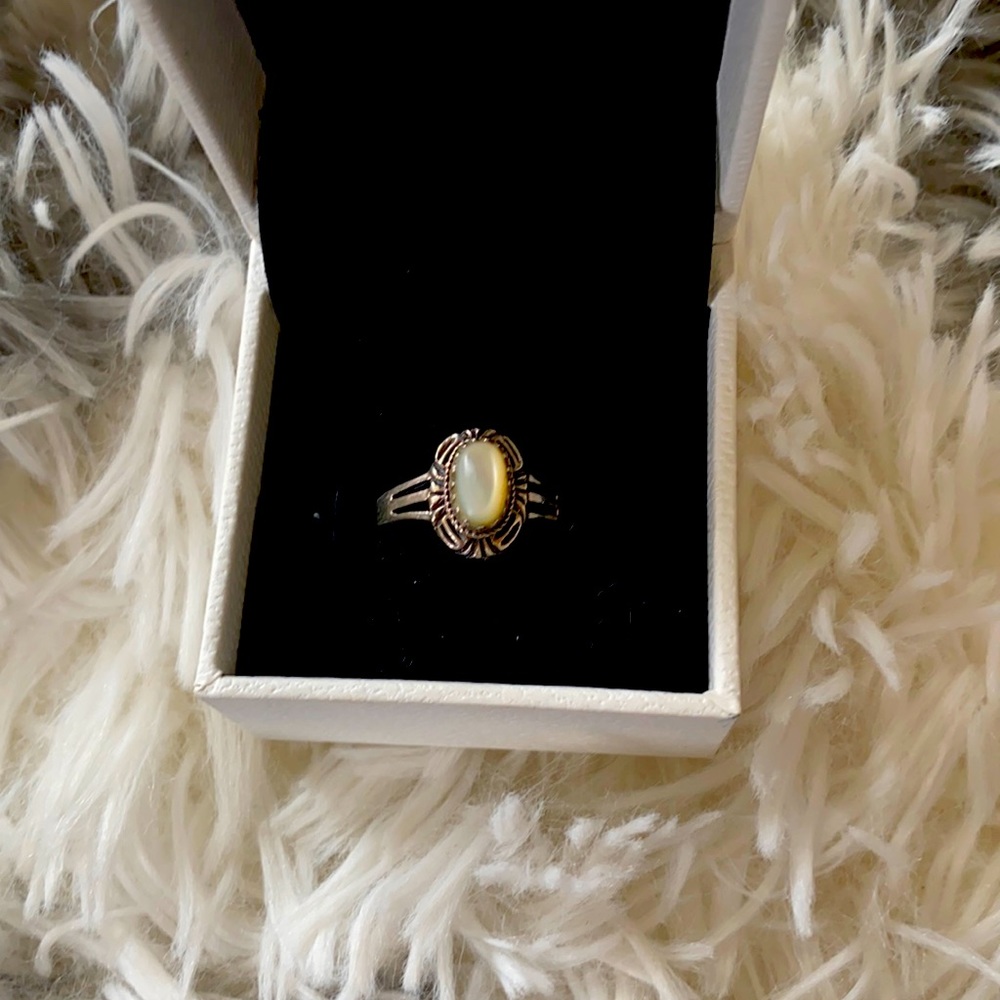 Beautiful sterling silver ring!